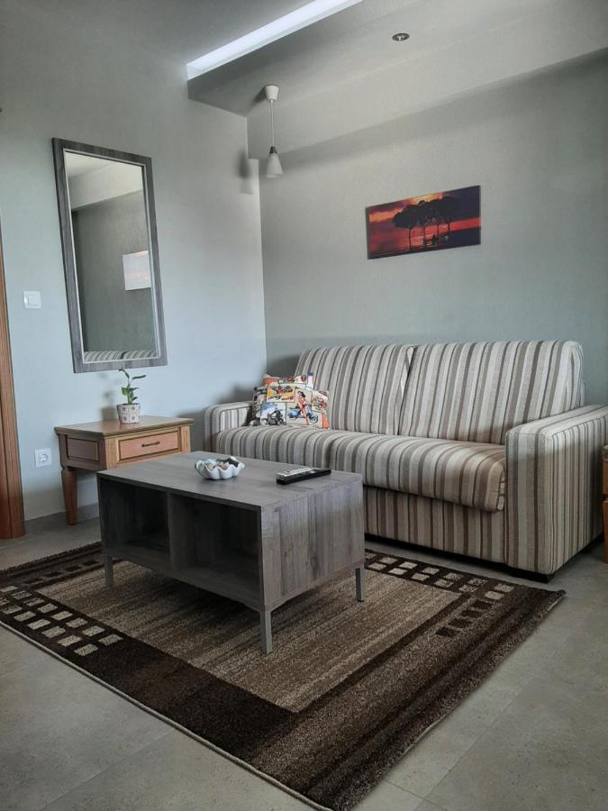 Onar By The Sea Luxurious Apartments Flojitá Kültér fotó
