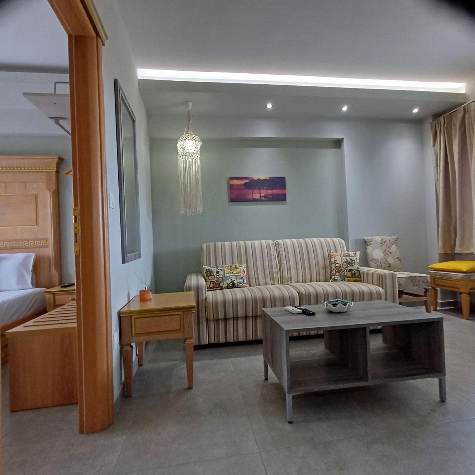Onar By The Sea Luxurious Apartments Flojitá Kültér fotó